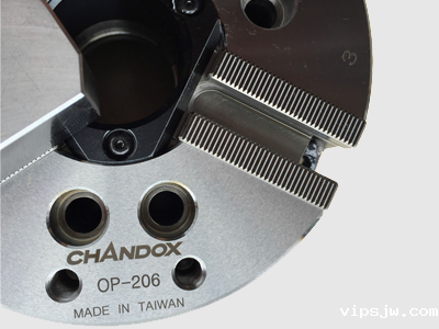 千岛三爪中空液压卡盘